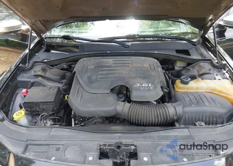 2013 Chrysler 300 Motown from USA, damaged, VIN 2C3CCAAGXDH630832